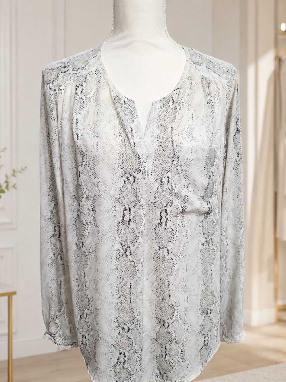 Carolina Belle Cream and Black Printed Top - Picture 2 of 6